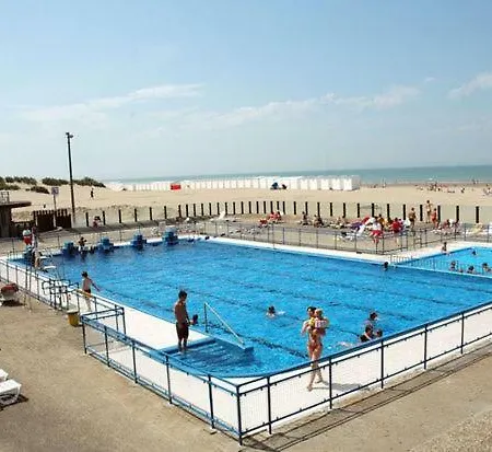 Zonnig Met 3 Slaapkamers En Gratis Parking