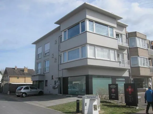 Zonnig Met 3 Slaapkamers En Gratis Parking *